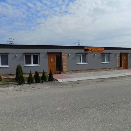 Viktoria&Krisztian Apartments Veľký Meder Exteriör bild